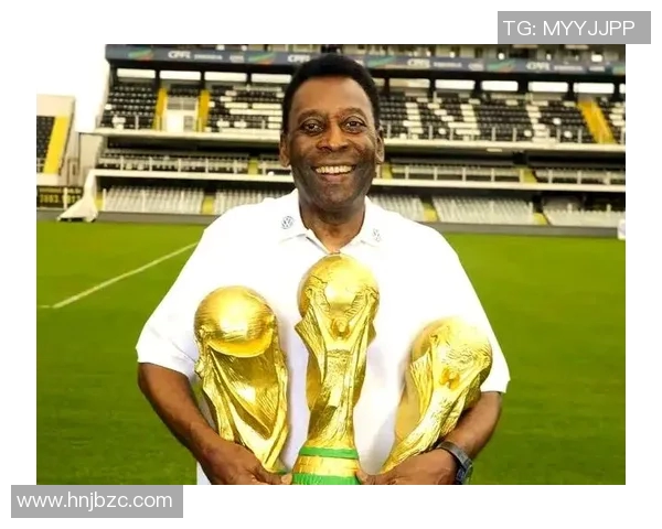 全球雕像最多的足球明星揭晓他的传奇人生与成就